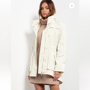 Tart Collections Cory Solid Jacket in Gardenia Cream SZ Large